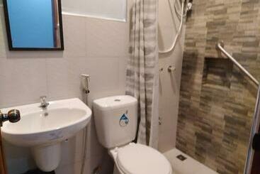 旅馆 Reddoorz At Gracia S Calzada Inn Camiguin