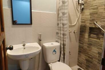 هاستل Reddoorz At Gracia S Calzada Inn Camiguin