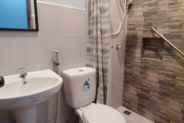旅馆 Reddoorz At Gracia S Calzada Inn Camiguin