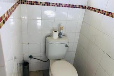 هاستل Innoview Lodge