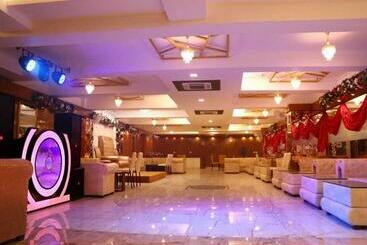 هتل Haveli Palace