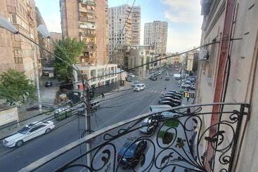 پانسیون Guest House Yerevan