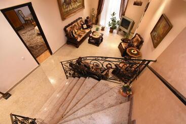 پانسیون Guest House Yerevan
