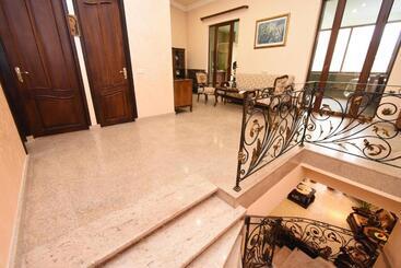 پانسیون Guest House Yerevan