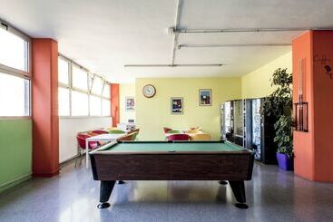 هاستل Residencia Universitaria Campus De Montilivi