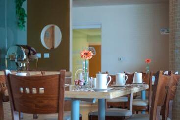 Artisan Family Hotels And Resort Collection Playa Esmeralda