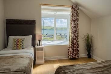 Dingle Harbour Lodge B&b