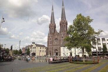 City Hotel Tilburg