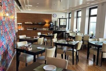 City Hotel Tilburg
