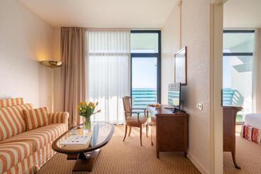 Grand Hotel Astoria