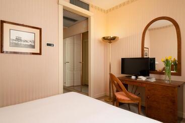 Grand Hotel Astoria