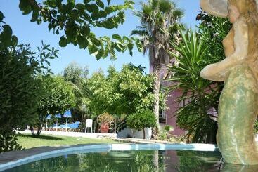 هتل Anatoli Beach