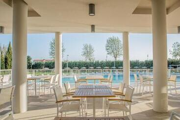 هتل Terme Di Venturina