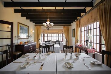 هتل Hathaway Guest House