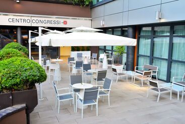 هتل Hilton Garden Inn Milan North