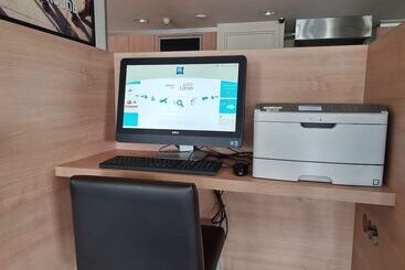 هتل Ibis Budget Amsterdam Airport