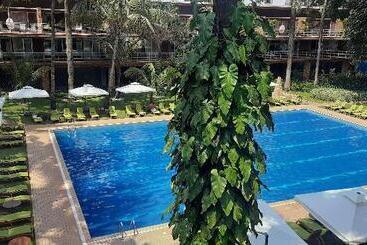 هتل Kabira Country Club