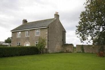 هتل Lily Hill Farm