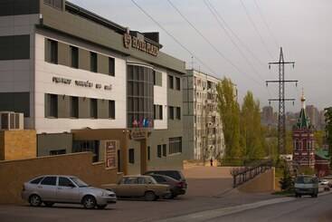 هتل Plaza
