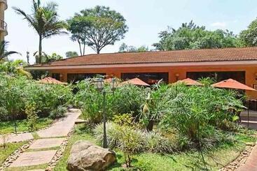 Protea Hotel By Marriott Entebbe