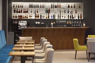 هتل Witkowski Warsaw Airport