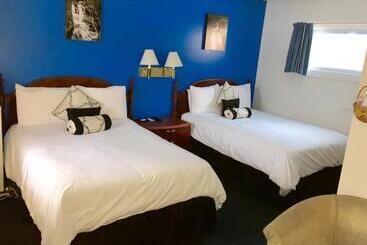 مُتل Saco River Motor Lodge & Suites