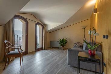 تختخواب و صبحانه Borgo Petrarca
