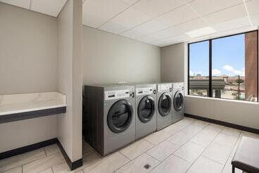 هتل Holiday Inn & Suites   Mt Juliet Nashville Area, An Ihg