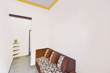 هتل Oyo 91192 Homestay Antara