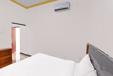 هتل Oyo 91192 Homestay Antara