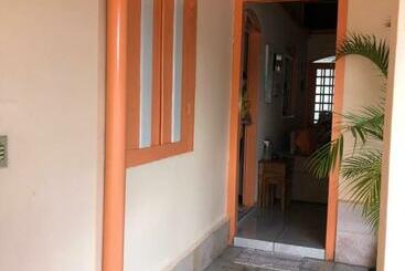 پانسیون Hostel Da Lu E Hospedagem Fatima