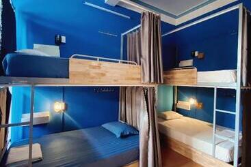 تختخواب و صبحانه Ha Giang Safari Hostel & Motorbikes