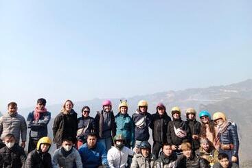 تختخواب و صبحانه Ha Giang Safari Hostel & Motorbikes
