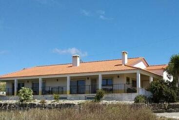 تختخواب و صبحانه Villa Da Bica
