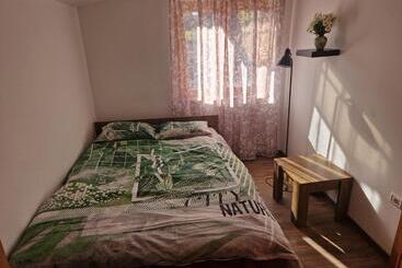 Guesthouse Flora