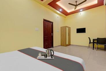 هتل Capital O Phenix Elite Near Phoenix United Lucknow