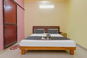 هتل Capital O Phenix Elite Near Phoenix United Lucknow