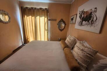 پانسیون Dr M Beauty Lounge And Guest House