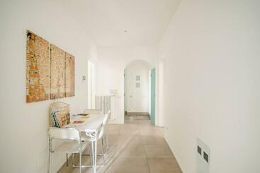 پانسیون Guesthouse Tree Rooms Modern