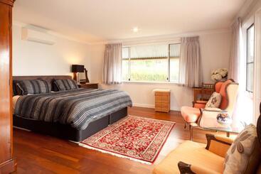 هتل The Grange On Kalgan Farmstay, Albany Wa