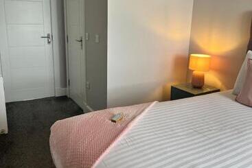 پانسیون Killorn Guest House