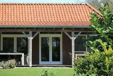 Bed And Breakfast Wij En De Zande Kamer Met Vide