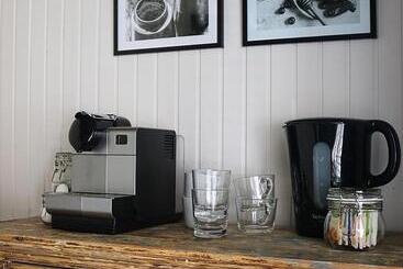 Bed And Breakfast  Wij En De Zande    Kamer Met Vide