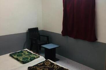 בית מלון כפרי Gokarn Lodging