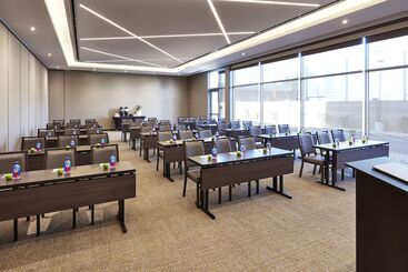 هتل Springhill Suites By Marriott Los Angeles Downey