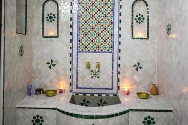 Riad Le Moucharabieh