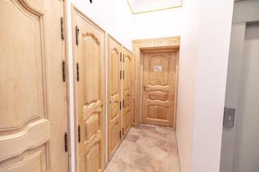 پانسیون Chambre Familiale Maison De L église Du Couvent