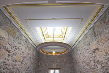 پانسیون Chambre Familiale Maison De L église Du Couvent