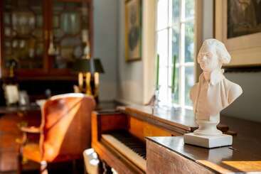 تختخواب و صبحانه Hollymead House