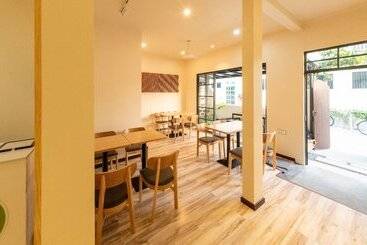تختخواب و صبحانه The Bilimbi Guesthouse & Inn